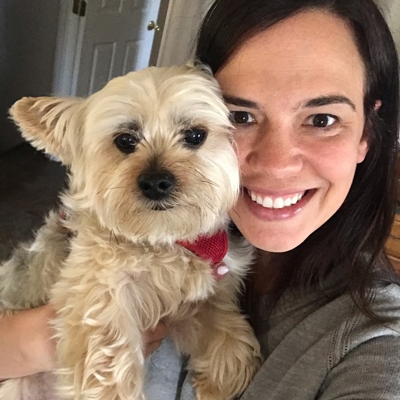 Meet your Posher, Jennifer - Picture 1 of 1